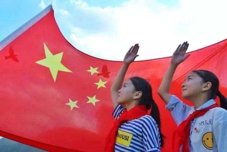 如何看待男性青少年女性化？男生必须要有阳刚之气吗？